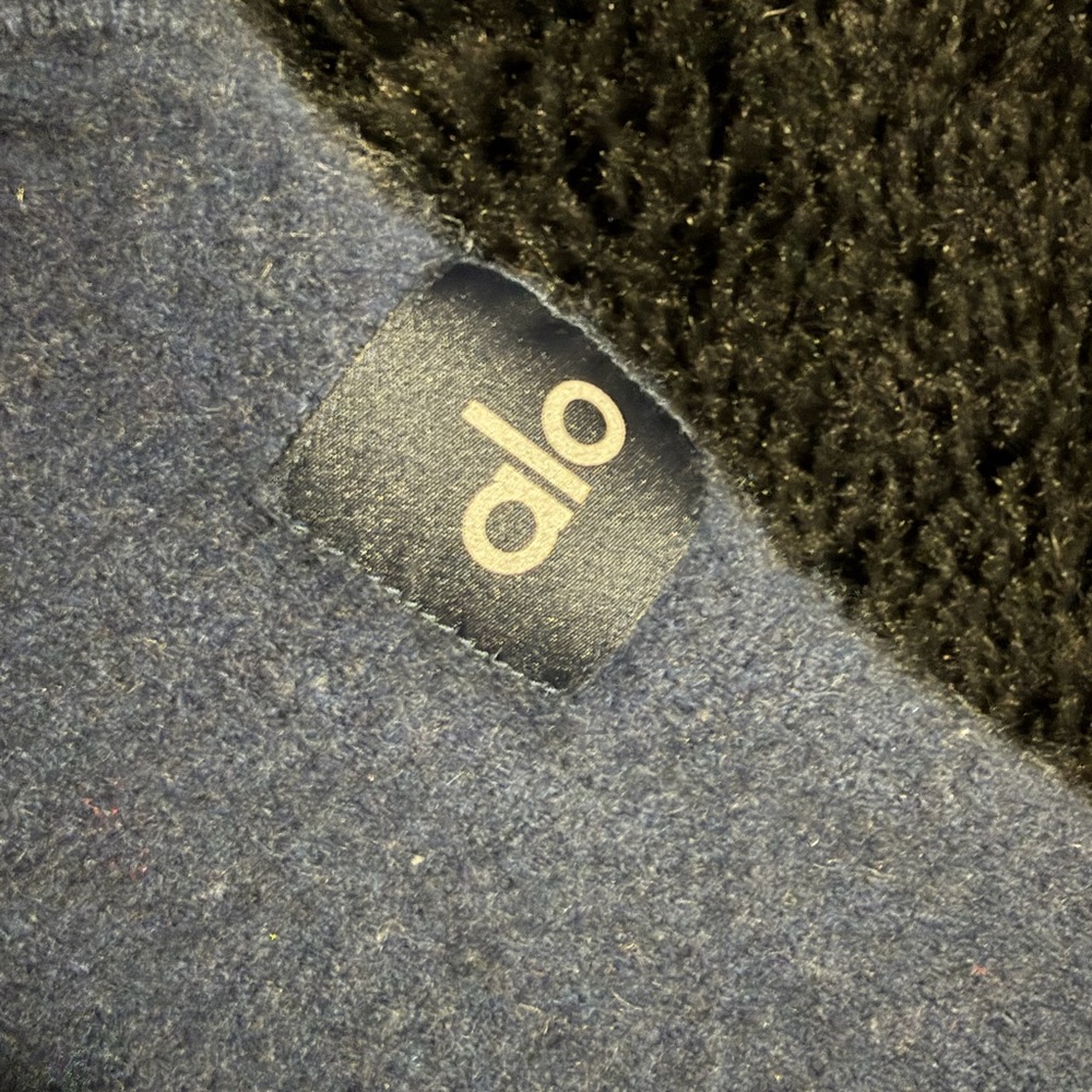 Alo yoga cashmere blend set - Picture 5 of 7